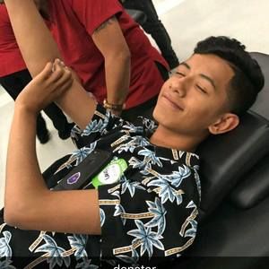 Meet your Posher, Adrian